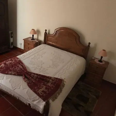 Κατάλυμα σε φάρμα Casa Do Outeirinho Sabugueiro (Guarda)