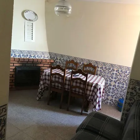 Casa Do Outeirinho Agroturismo *