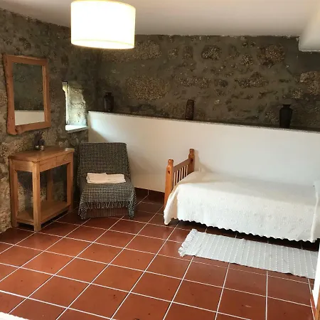 Casa Do Outeirinho Sabugueiro (Guarda)