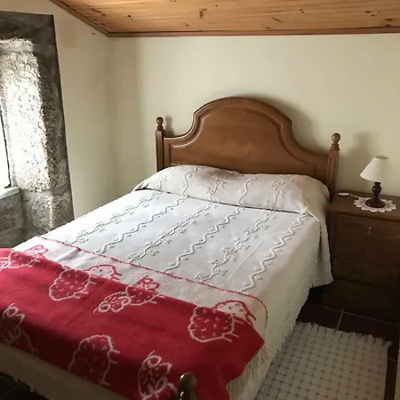 Casa Do Outeirinho Alojamento de Turismo Rural *