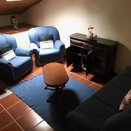 Alojamento de Turismo Rural Casa Do Outeirinho *