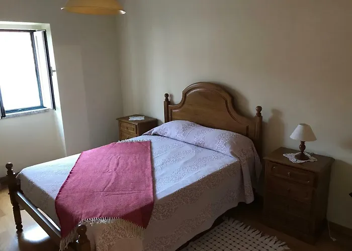 Casa Do Outeirinho * Sabugueiro (Guarda)