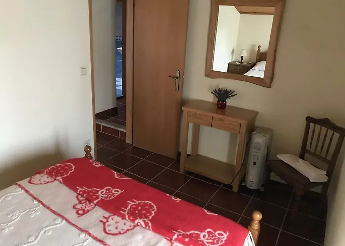 Alojamento de Turismo Rural Casa Do Outeirinho Sabugueiro (Guarda)