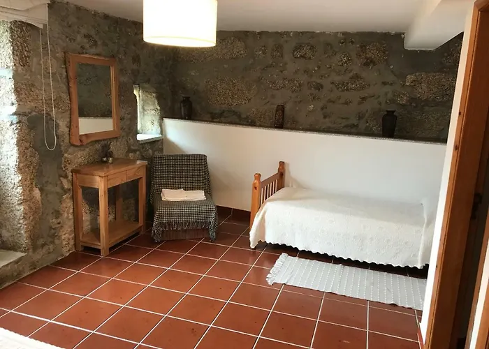 Casa Do Outeirinho Sabugueiro (Guarda)