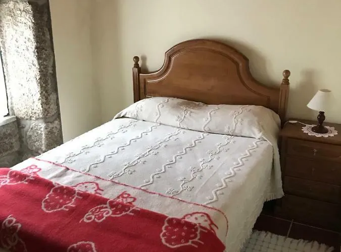 Casa Do Outeirinho Alojamento de Turismo Rural *